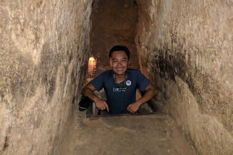 Haven van Phu Huu: Cu Chi-tunnels en War Remnants MuseumHavenservice is inbegrepen