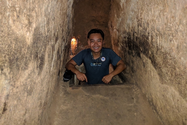 Haven van Phu Huu: Cu Chi-tunnels en War Remnants MuseumHavenservice is inbegrepen