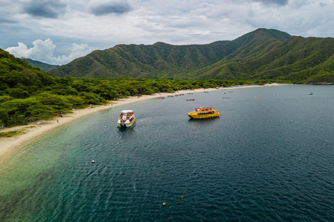 Santa Marta: Playa Blanca + Historical City Tour: Caribbean Sea and Culture