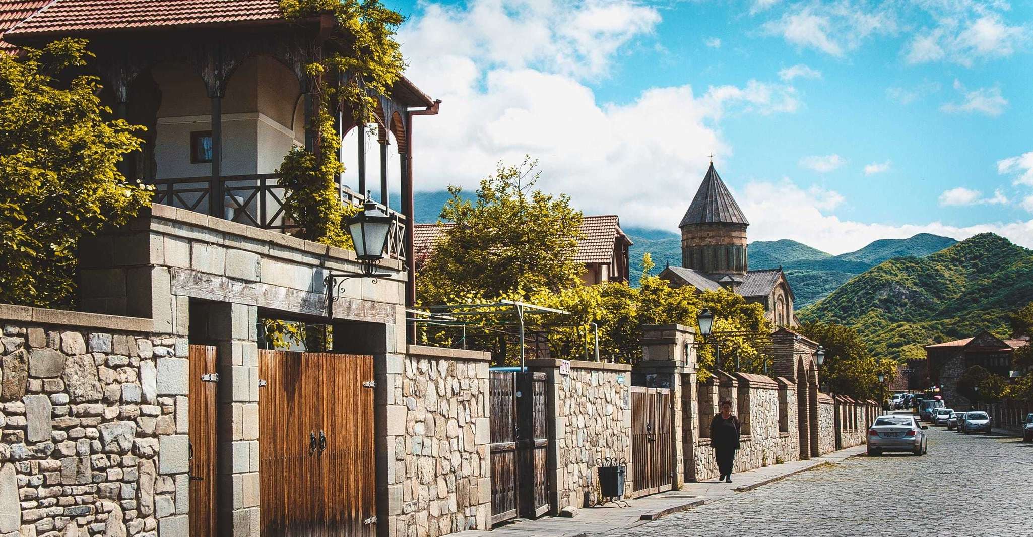 Mzcheta, Gori und Upliscikhe Private Tour - Hizvo