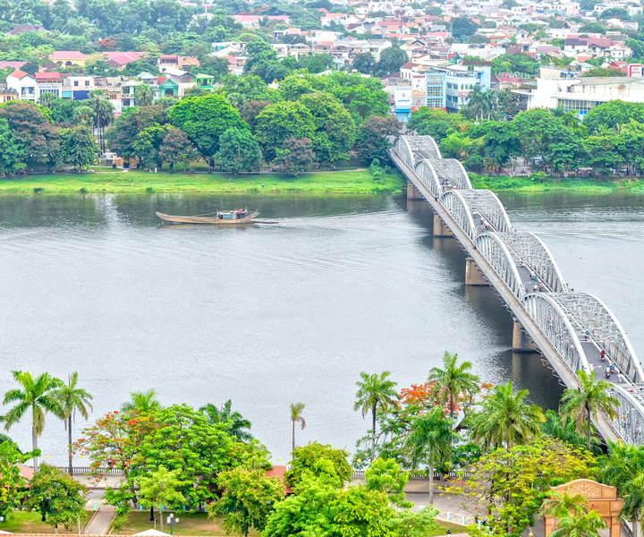 Hue: Private City Tour and River Cruise from Chan May Port