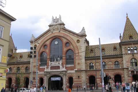 budapest great market hall culinary tour