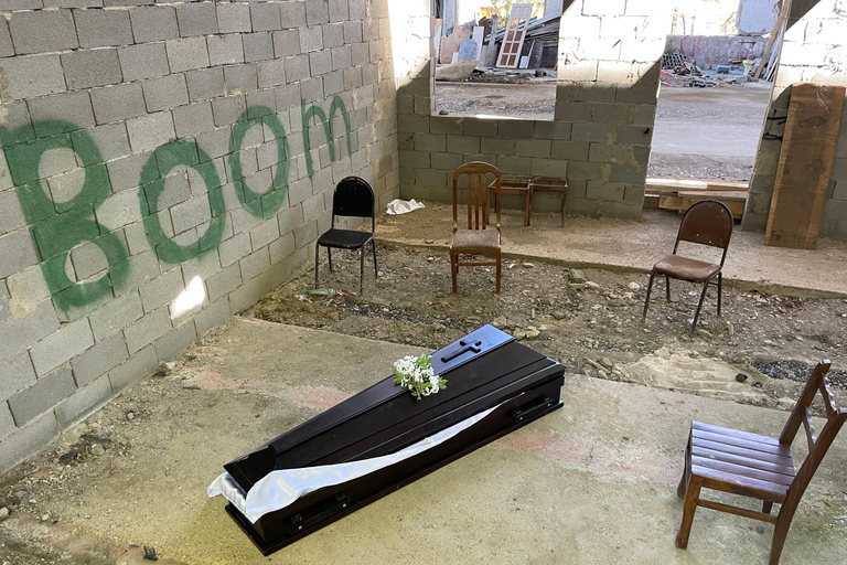 Tbilisi: Crime Stories & Hidden Tales Walking Tour