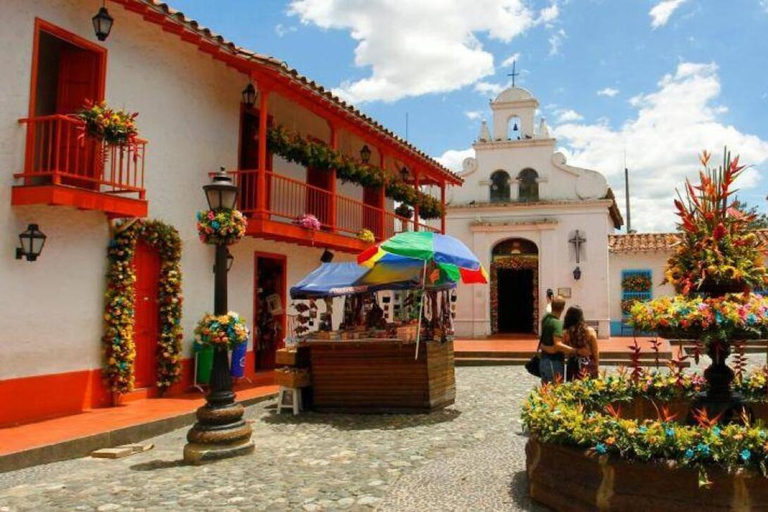 Medellín CityTour: Pueblito Paisa, Plaza Botero, Comuna 13, Viewpoints, and more Medellín CityTour: Pueblito Paisa, Plaza Botero, Comuna 13, Viewpoints and more