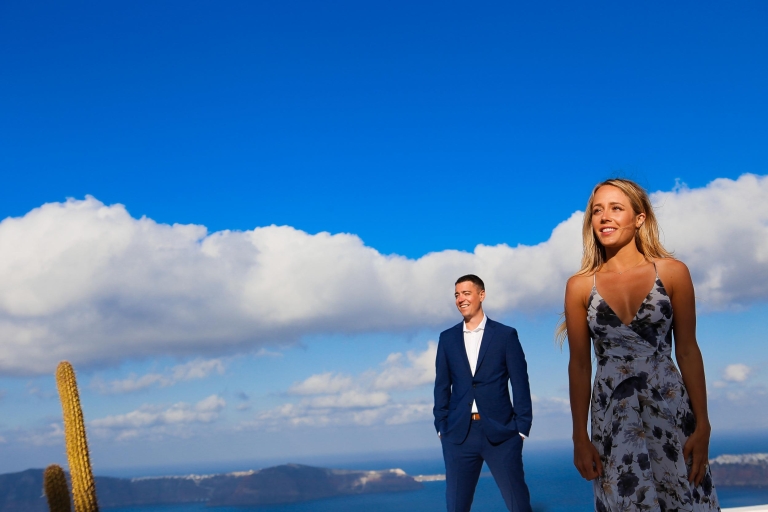 Santorini: fotoshoot met een privé-vakantiefotograaf90 minuten + 45 foto's op 2 locaties
