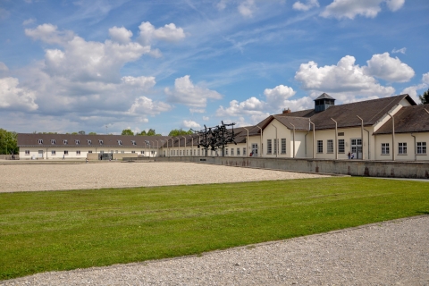 Van München: dagtour Dachau Memorial SiteGedeelde rondleiding in het Duits