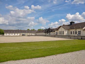 From Munich: Dachau Memorial Site Day Tour