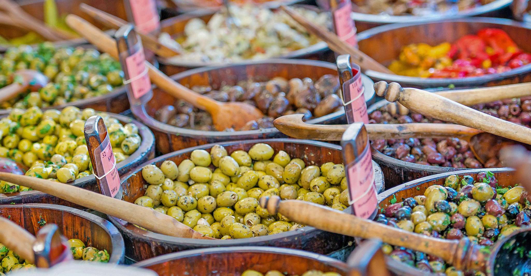 Munich: Old Town & Viktualienmarkt City Walk in German photo 9