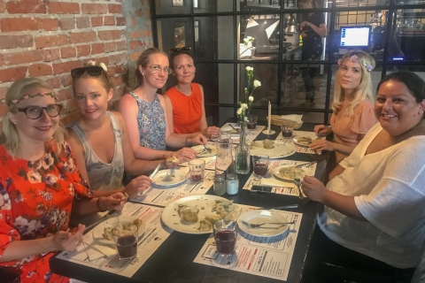 Gdansk: Comida Tradicional Polaca Visita PrivadaTour gastronómico privado de 5 horas: noruego o sueco