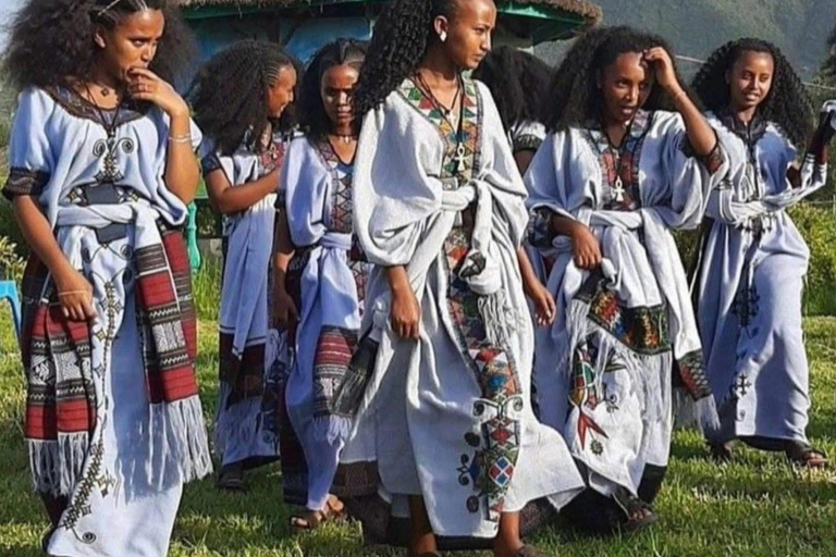 Addis Ababa Night Tour: Fountains, Jazz & Culture