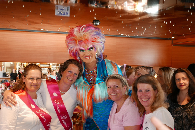 Hamburg: Party Harbor Cruise with Olivia Jones