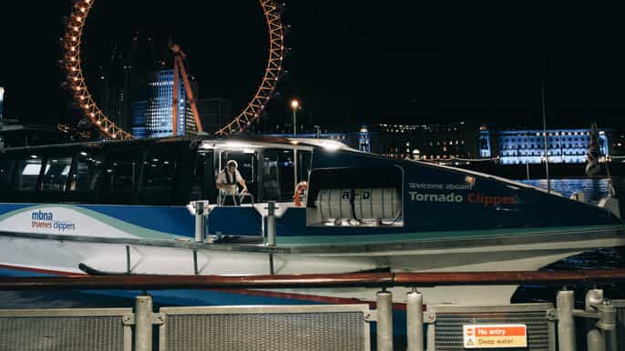 London: Ghost Walk and Spooky River Thames Boat Ride
