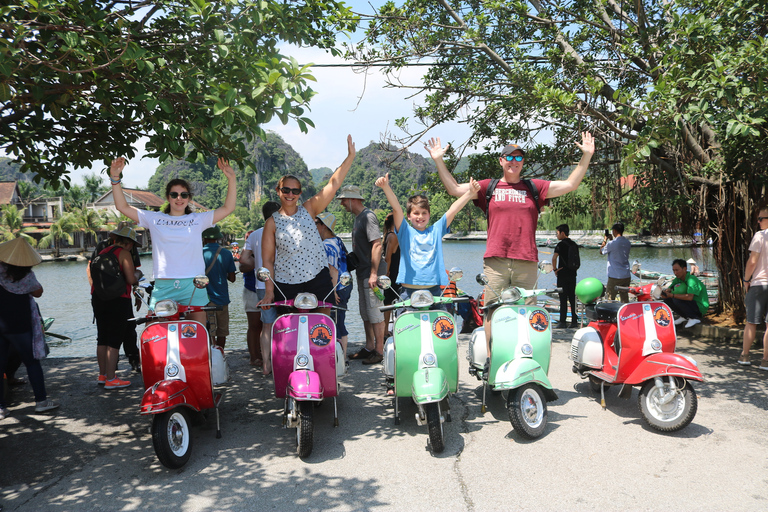 Hanoi 4.5-Hour Vespa Tour