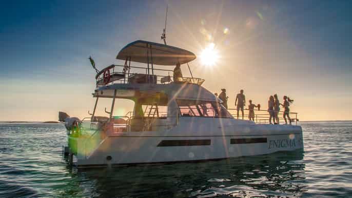 cape town sunset champagne cruise and 3course dinner