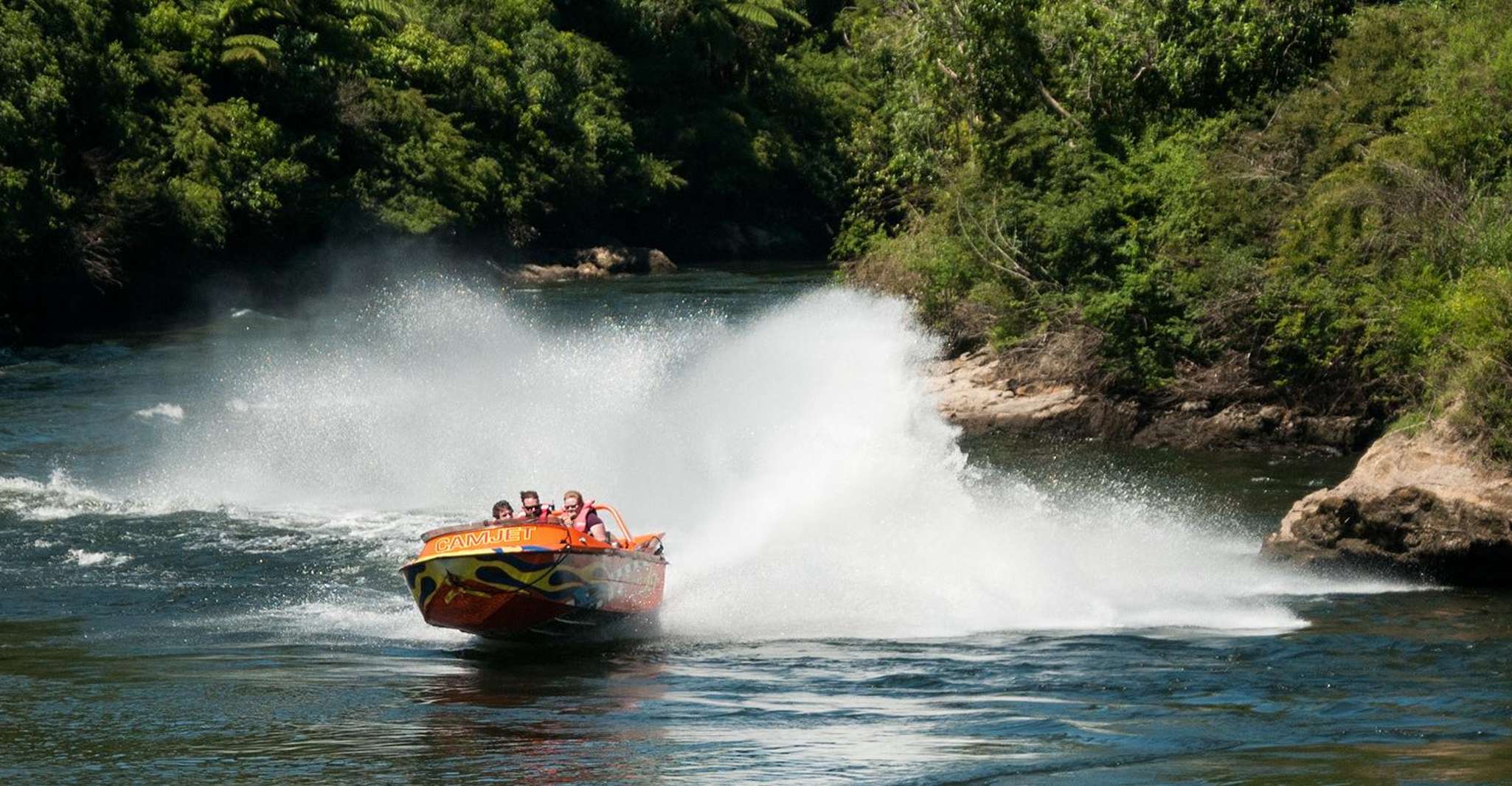 Cambridge, Waikato River 45-Minute Extreme Jet Boat Ride - Housity