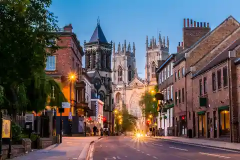 From Edinburgh: 5 Day Best of Northern England Tour