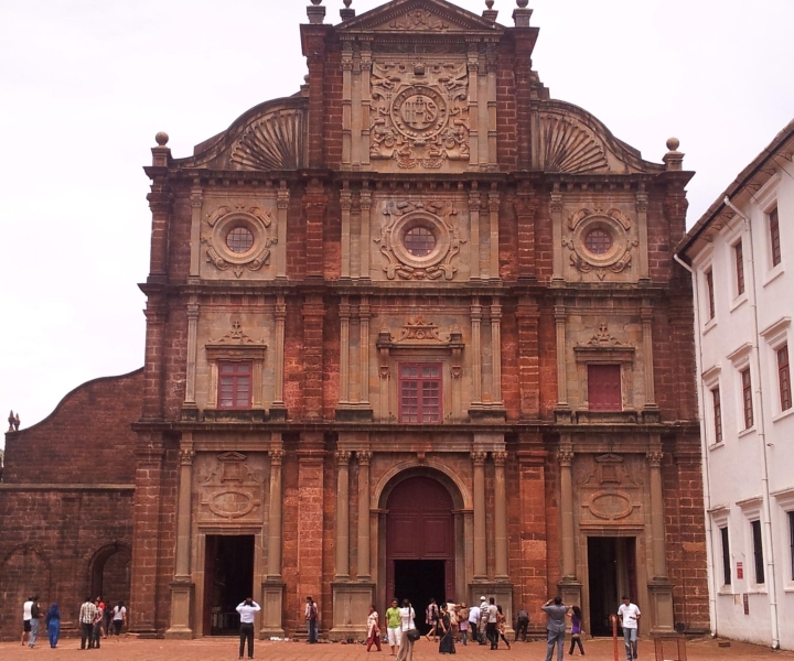 Goa in 1 Day Tour with Churches,Temples,Spice Farm Tour