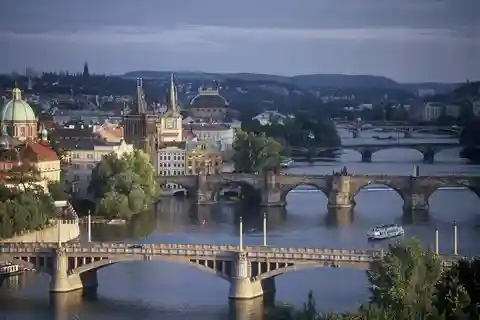 Prag - buss- och båttur Buss- och båttur