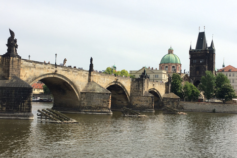 Prag: Tour zu Fuß, per Bus und Boot