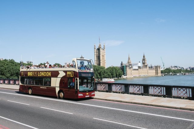 Londres: tour con paradas libres en autobús grande con opción de crucero por el río