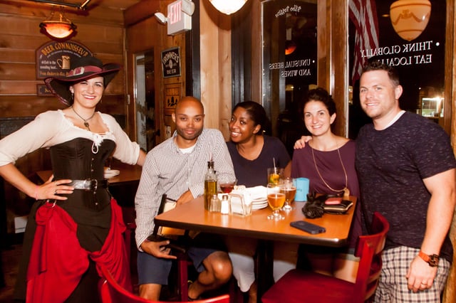 Kísértetjárta kocsma- és italos túra Alexandriában