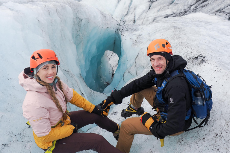 Skaftafell: Glacier Hike and Ice Climbing Tour
