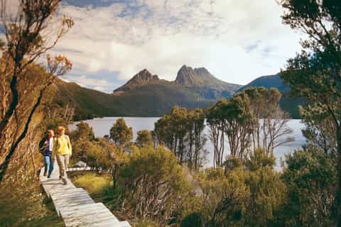 cradle mountain dove lake circuit walk