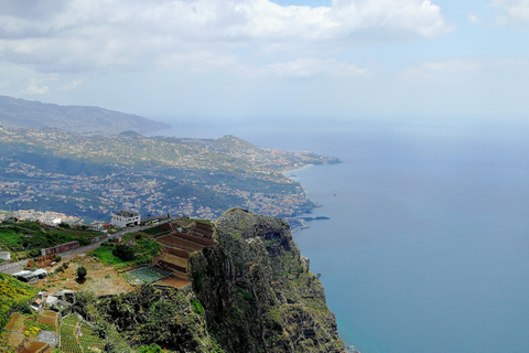 Funchal: Private Guided Cabo Girão TourMadeira: Guided Cabo Girão Tour ENG/PT/ES