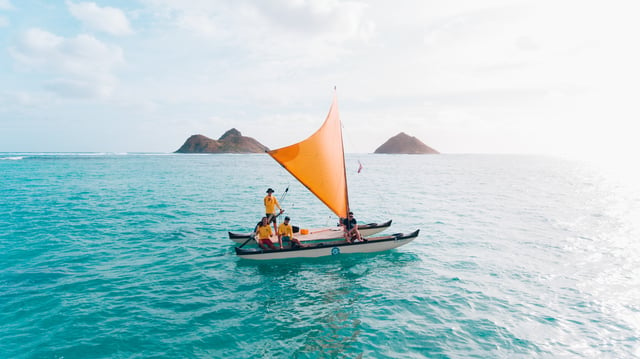 Oahu: autentica avventura in barca a vela hawaiana a Mokuluas