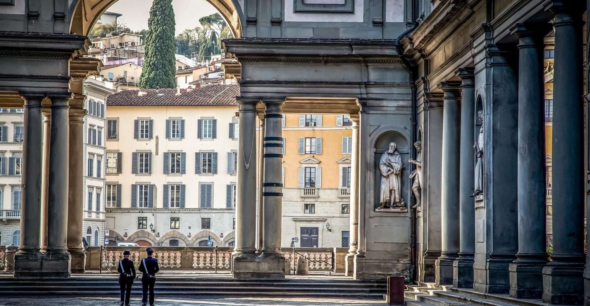 Von Rom, Florenz Uffizien & Accademia Führung - Hizvo
