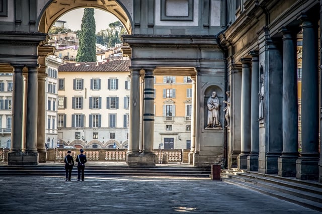 Da Roma: tour guidato degli Uffizi e dell&#039;Accademia di Firenze