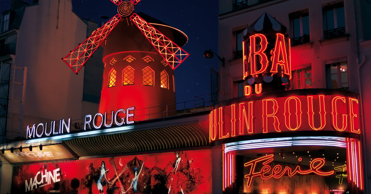 Moulin Rouge : Dîner des Fêtes et Spectacle - Paris, France | GetYourGuide