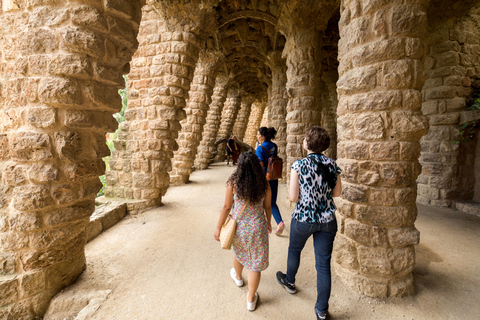 Barcelona: Sagrada Familia and Park Guell Combo Guided Tour Sagrada Família followed by Park Güell