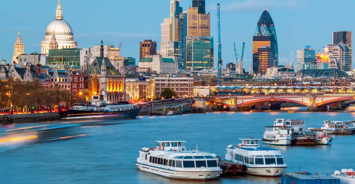 Westminster Pier zum Tower of London: Hop-On/Hop-Off-Cruise