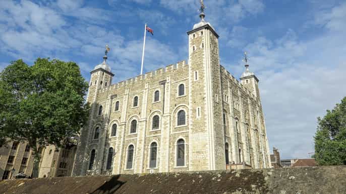 tower of london and tower bridge vip earlyaccess tour