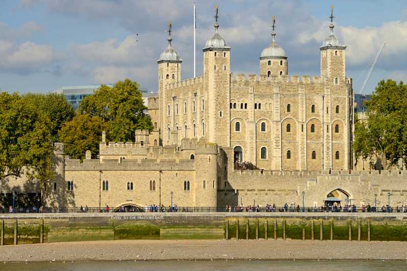 Londres : visite VIP à la tour de Londres et au Tower Bridge | GetYourGuide