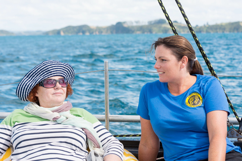 Desde Paihia: Crucero en velero por las islas con comida campestreDesde Paihia Crucero en velero Island Hopper con almuerzo campestre