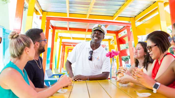 nassau old nassau dining stroll