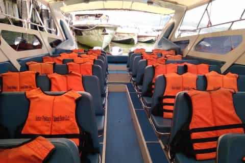 Speedboat Transfer between Koh Phi Phi Don and Koh Lanta