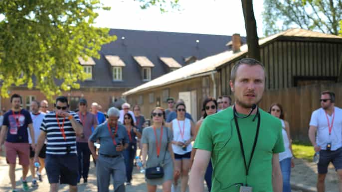 from krakow auschwitzbirkenau tour with private transport