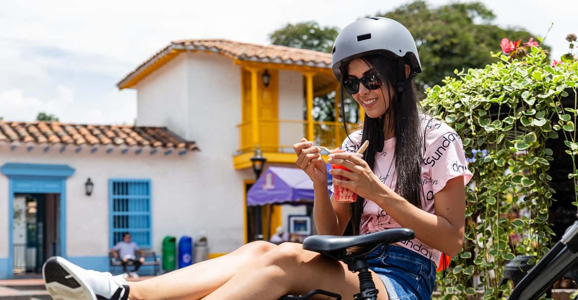 Medellín: City Tour by Electric Bike with Fruit & Coffee