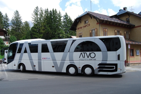 Autobús directo del aeropuerto de Venecia o Mestre a CortinaAeropuerto de Venecia o Mestre a Cortina Direct Coach