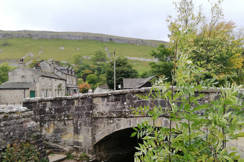 Van York: Full-Day Yorkshire Dales Tour