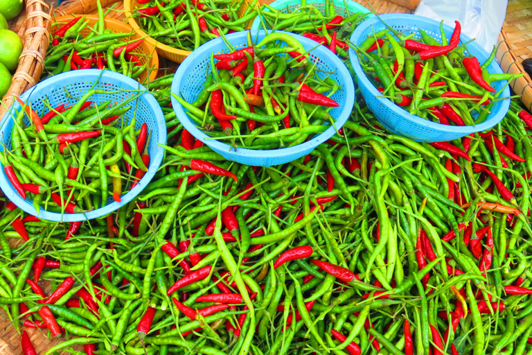 Mahachai & Maeklong Railway Market Day Tour De BangkokExcursion d'une journée avec transport privé A / C et train