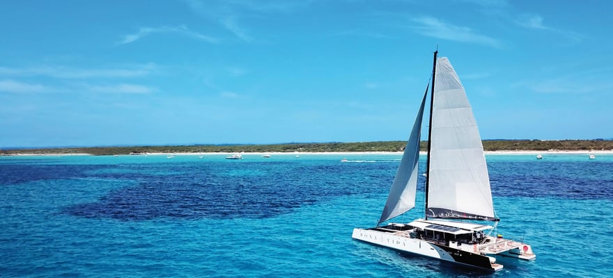 Cartagena: Catamarán Islas del Rosario con Almuerzo y Snorkel