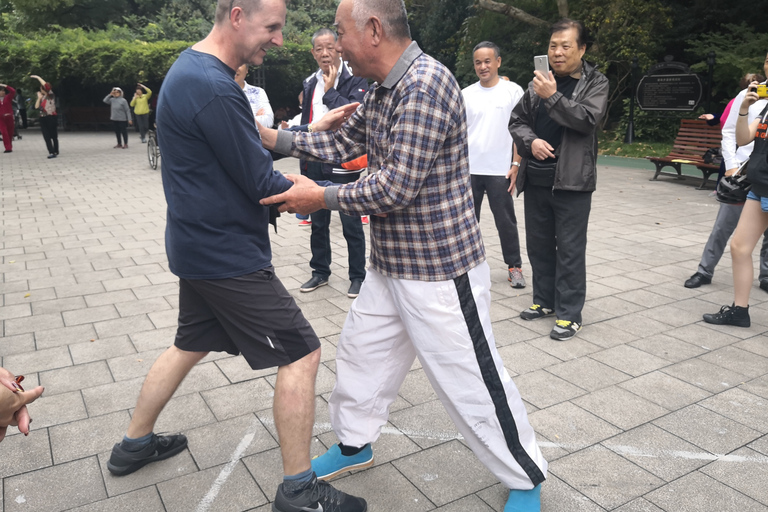 Shangai: Mercado de hierbas, templo taoísta y tour en bicicleta de Tai Chi