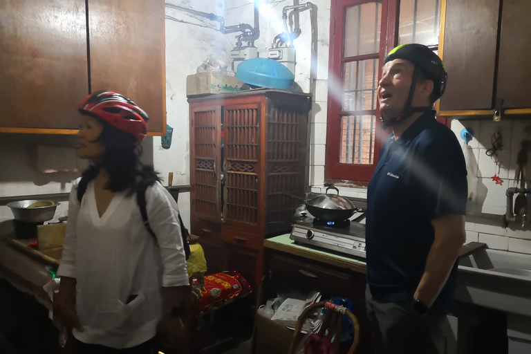 Shangai: Mercado de hierbas, templo taoísta y tour en bicicleta de Tai Chi