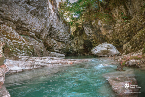 Da Batumi: Tour del Canyon di Martville e della Grotta di Prometeo