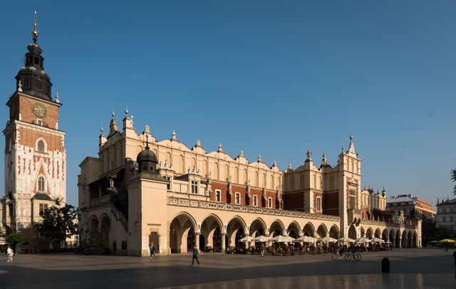 Krakow Walking Tour with Private Guide