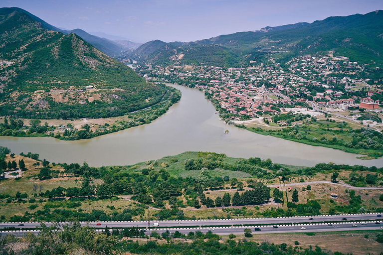 Tbilisi: Tur till Didgori, Mtskheta och Jvari-klostretTbilisi: Didgori, Mtskheta, and Jvari Monastery Tour